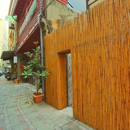 台南赤崁月樓tainan Moon House Inn ภายนอก รูปภาพ