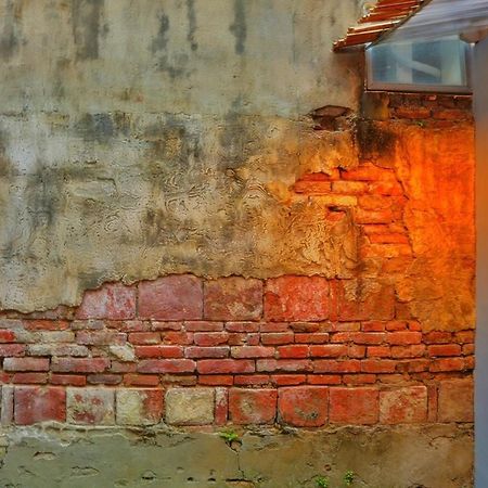 台南赤崁月樓tainan Moon House Inn ภายนอก รูปภาพ
