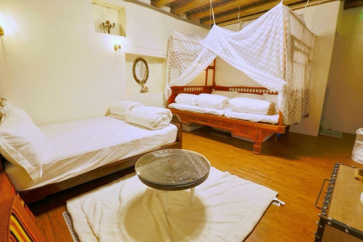 台南赤崁月樓tainan Moon House Inn ภายนอก รูปภาพ